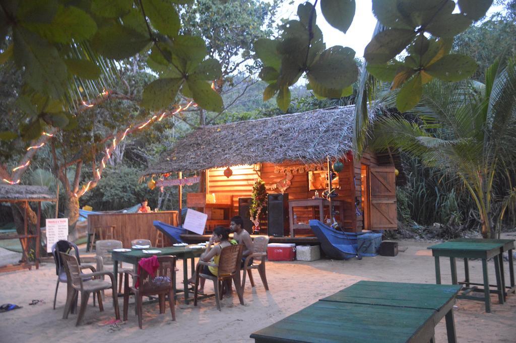 Villa Baywatch, Rumassala Unawatuna Buitenkant foto
